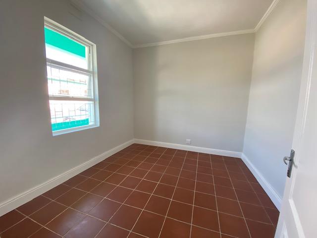 1 Bedroom Property for Sale in Woodstock Western Cape